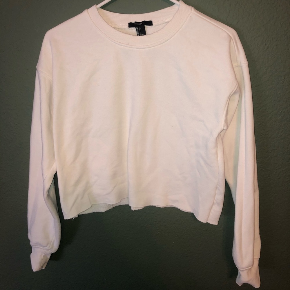 White cropped sweatshirt